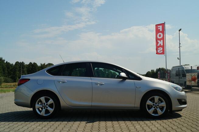 Opel Astra 2013R 1.6 BENZ. 116KM DOINWESTOWANY STAN BDB ZADBANY Goczałkowice-Zdrój - zdjęcie 8