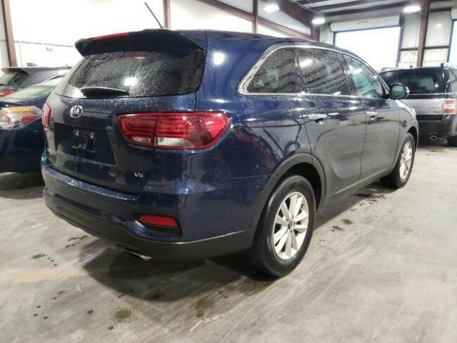 Kia Sorento 2019, 3.3L, porysowany lakier Warszawa - zdjęcie 3