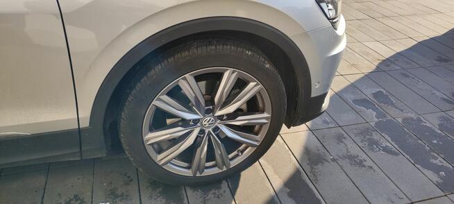 Volkswagen Tiguan 2,0TSI Highline 4x4 180kM 2018 Lędziny - zdjęcie 4