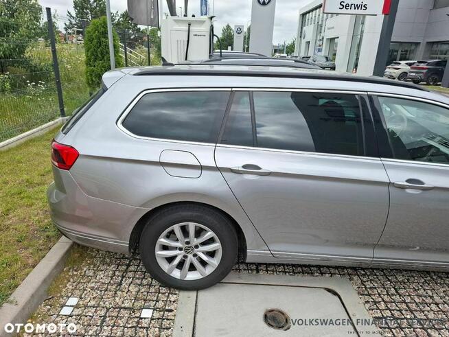Volkswagen Passat 2.0 TDI EVO Business DSG Płock - zdjęcie 3