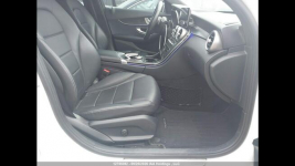Mercedes C 300 4Matic / pakiet AMG / niski przebieg Warszawa - zdjęcie 9