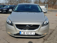 Volvo V40 2,0 T2 Benzyna Nawigacja Skóry Zarejestrowany Gwarancja Włocławek - zdjęcie 2