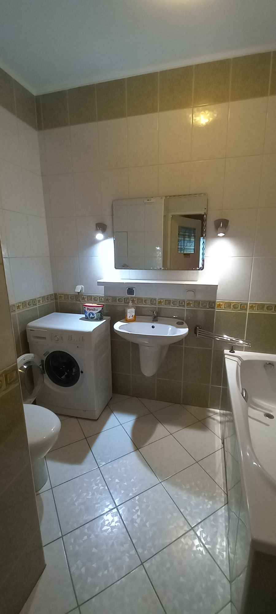 Wynajem Mieszkanie Chomiczówka Warszawa Bielany - zdjęcie 2