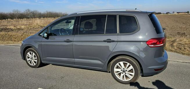 Volkswagen Touran 1.5 TSI EVO 7 osobowy Highline DSG 7 osobowy Pleszew - zdjęcie 3