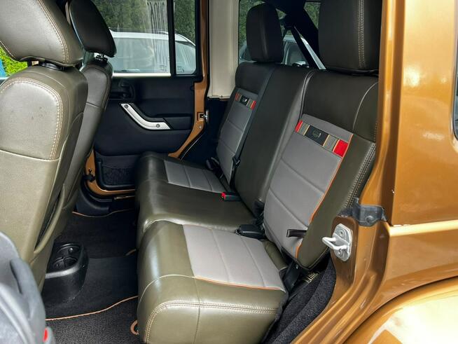 Jeep Wrangler Unlimited 3.8 Sahara 70th Anniversary Edition Baranowo - zdjęcie 12