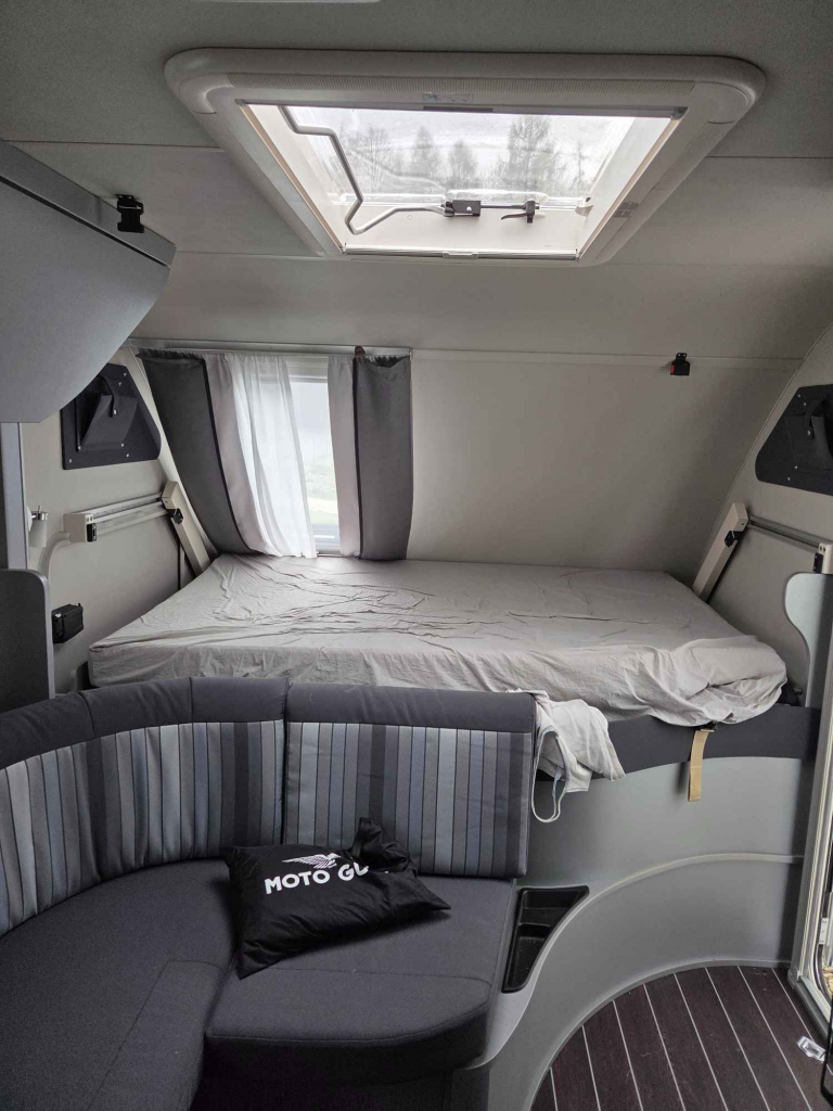 Sprzedam przyczepe kempingową KNAUS Sport&amp;Fun Black Edition Szymiszów - zdjęcie 6