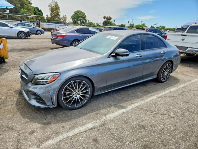 Mercedes C 300 4Matic / pakiet AMG / niski przebieg Częstochowa - zdjęcie 3