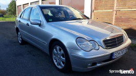 Mercedes- Benz Klasa C, mały przebieg !