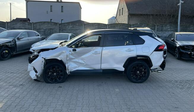 Toyota RAV-4 Selection 4x4 Hybryda Kamera Skóra Podgrzewanie Virtual Gliwice - zdjęcie 3