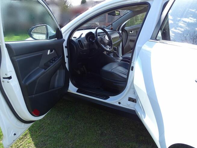 Kia Sportage # Ledy # Navi # Kamera # Skóra STAN IDEALNY Przysucha - zdjęcie 4