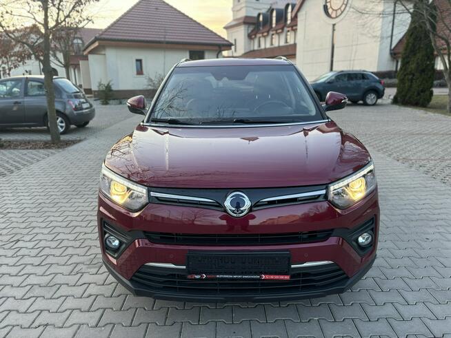 SsangYong Tivoli Wyjątkowy   Model   Niski udokumentowany przebieg Poznań - zdjęcie 2