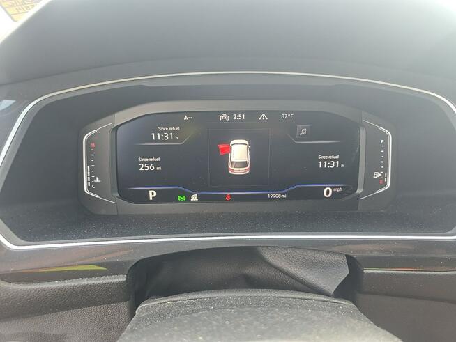 Volkswagen Tiguan R-Line / AWD / niski przebieg Cieszyn - zdjęcie 8