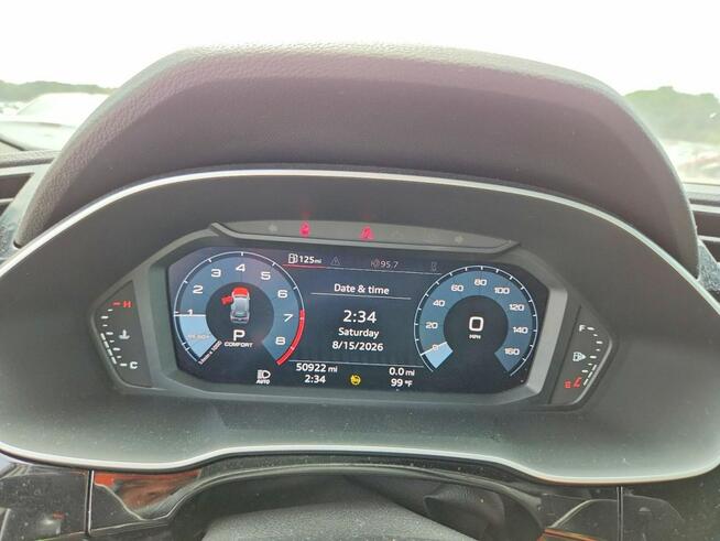 Audi Q3 Bogata wersja wyposażenia / S-Line / niski przebieg Wrocław - zdjęcie 9