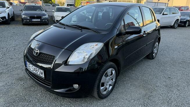 Toyota Yaris 1.3 Benzyna Zarejestrowany Ubezpieczony Elbląg - zdjęcie 12