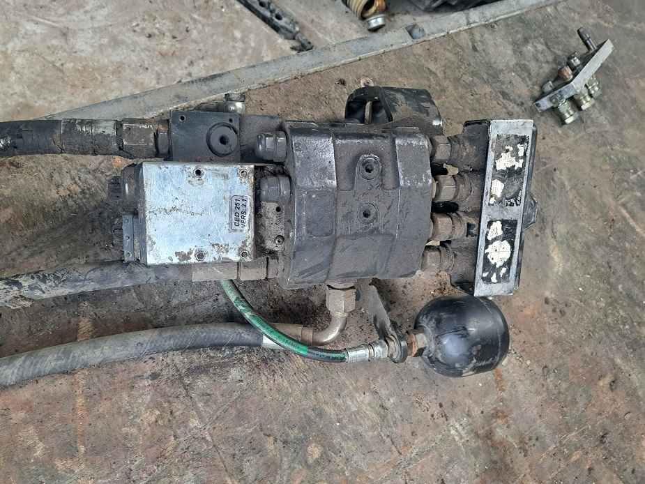 częsci / do prasy/ pług kverneland,lemken huard/ inne Tybory-Jeziernia - zdjęcie 4