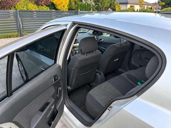 Opel Astra H 1.6 benzyna | 2008 | 173 885 km | stylizacja OP Sieradz - zdjęcie 6