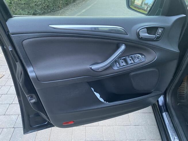 7 osobowy Titanium Tempomat Adaptacyjny nawigacja Xenony Sierpc - zdjęcie 11