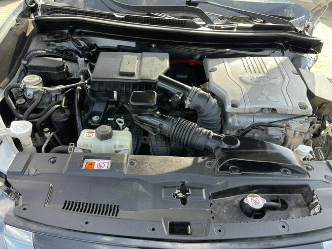 Mitsubishi Outlander AWD PHEV Automat Klimatronik Kamera Podgrzewanie Gliwice - zdjęcie 12