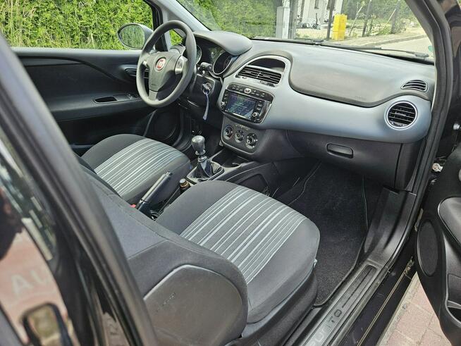 Fiat Punto Evo Nawigacja / Klimatyzacja / Kamera cofania Ruda Śląska - zdjęcie 6
