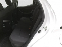 Mazda 2 Hybrid Komorniki - zdjęcie 12