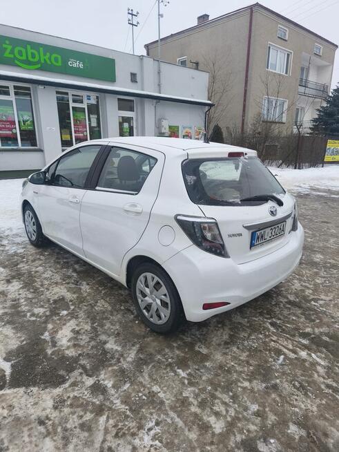 Toyota Yaris 1.5 Hybryda Automat Kamera 2 kpl opon 2 kluczyk Rynia - zdjęcie 2