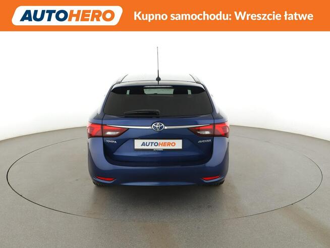 Toyota Avensis automat navi kamera grzane fotele tempomat Warszawa - zdjęcie 6