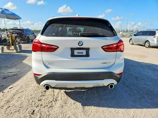 BMW X1 B48 / xDrive / niski przebieg Wrocław - zdjęcie 6