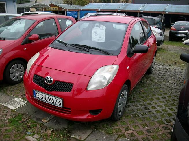 Toyota Yaris Katowice - zdjęcie 2
