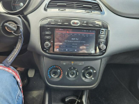 Fiat Punto Evo Nawigacja / Klimatyzacja / Kamera cofania Ruda Śląska - zdjęcie 7