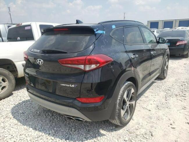 Hyundai Tucson 2018, 1.6L, Value, po gradobiciu Warszawa - zdjęcie 4