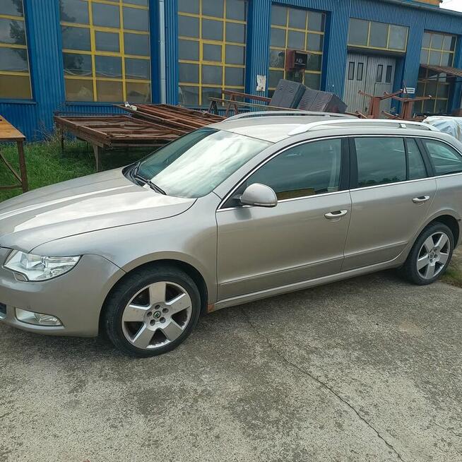 Skoda Superb 2,0TDI 2011r. kombi Ełk - zdjęcie 2