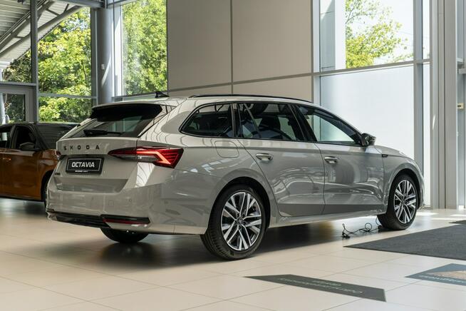 Škoda Octavia Combi Sportline 1.5 TSI m-HEV 150 KM DSG Łódź - zdjęcie 6