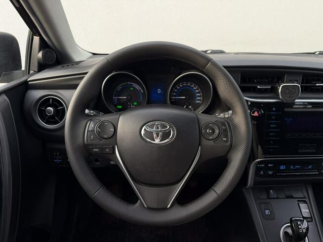 Toyota Auris Salon PL Hybryda 1.8 Serwisowany w ASO Kraków - zdjęcie 9