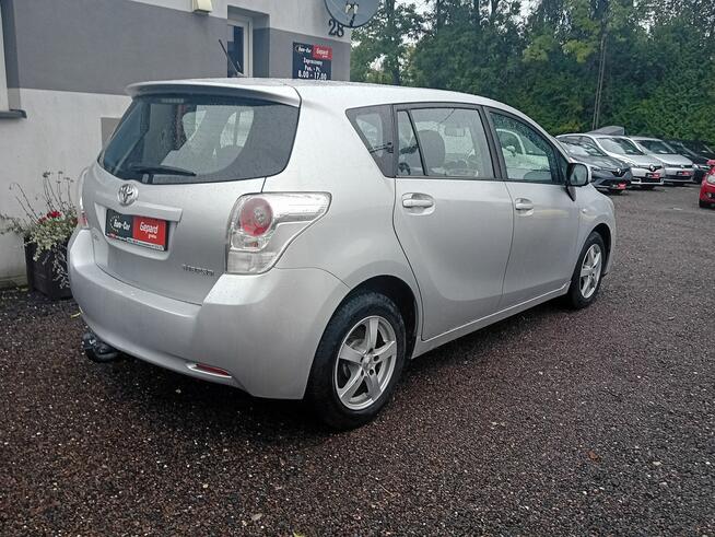 Toyota Verso Janów Lubelski - zdjęcie 4