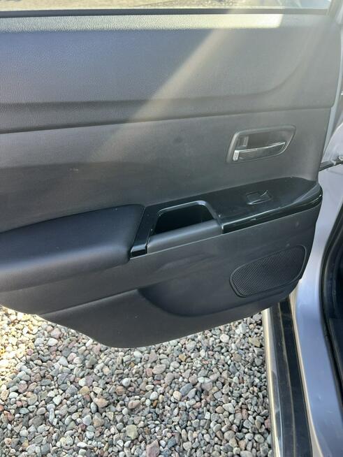 Odkryj wszechstronność i styl z Citroenem C4 Aircross Exclusive 4WD! Słupsk - zdjęcie 10