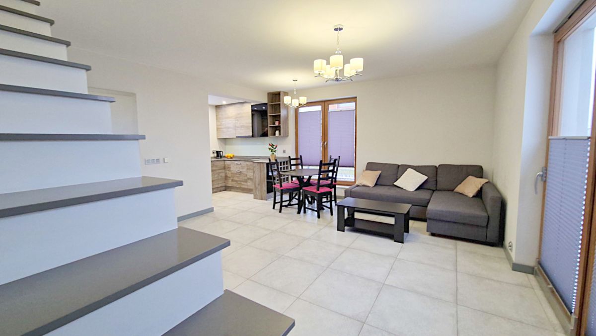 Narożna szeregówka z dużym ogrodem Porosły Porosły - zdjęcie 6