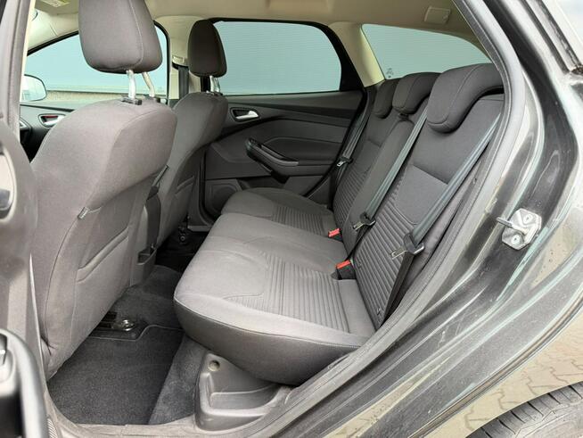 Ford Focus 1.0 125KM Bogate wyposażenie Hak Podgrzewana kierownica Wrocław - zdjęcie 8