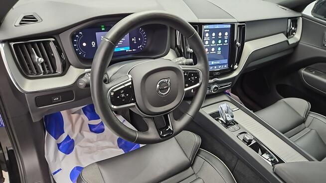 Volvo XC 60 B4 B Plus Bright aut ! Z Polskiego Salonu ! Faktura Vat ! Warszawa - zdjęcie 9