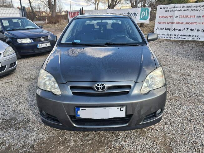 Toyota Corolla 1.6 benzyna Sportschau Edition ładna Tanei Auta Fasty Fasty - zdjęcie 2