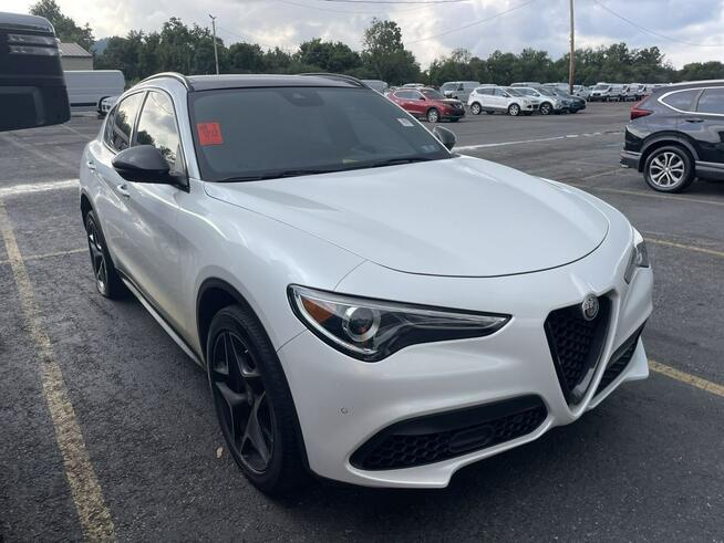 Alfa Romeo Stelvio Wersja Ti / AWD / niski przebieg Warszawa - zdjęcie 2