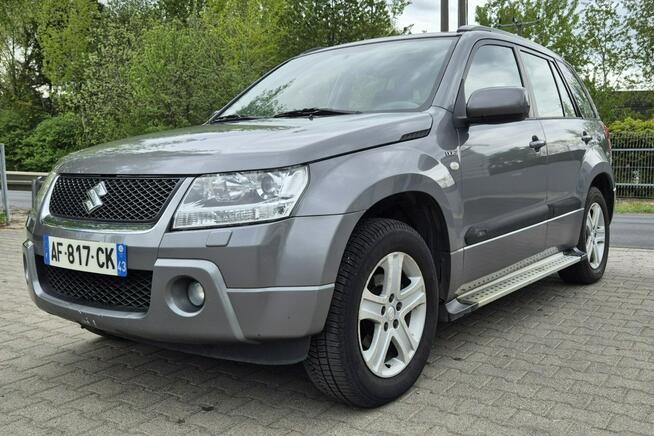 Suzuki Grand Vitara II 1.9 DDIS 130KM Skóra Szyberdach Alufelgi Xenon Świętoszówka - zdjęcie 2