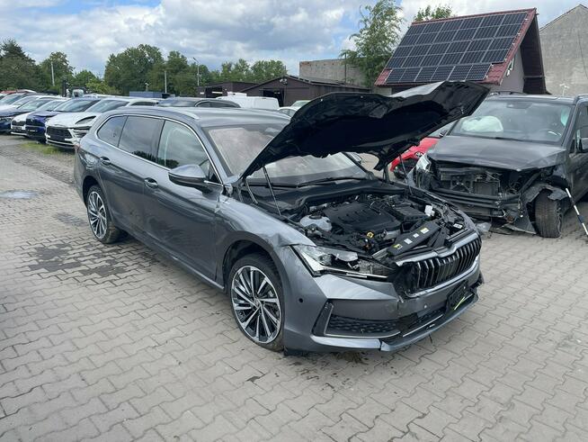 Škoda Superb 4x4 L&amp;K Automat Kamera Webasto Skóra Hak 193KM Gliwice - zdjęcie 5