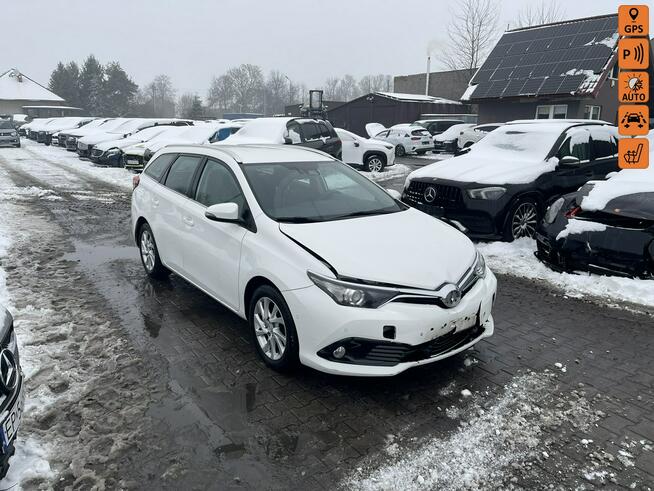 Toyota Auris Klimatronik Podgrzewanie Tempomat Czujniki park. 132KM Gliwice - zdjęcie 1