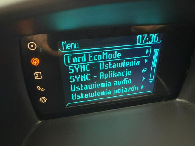 Ford Fiesta jak nowa !!! Niski oryginalny przebieg !!! Poznań - zdjęcie 6