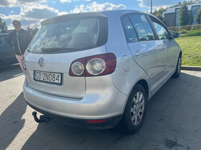 Prawo własności do ½ samochodu osobowego Volkswagen Golf Plu Gdańsk - zdjęcie 4