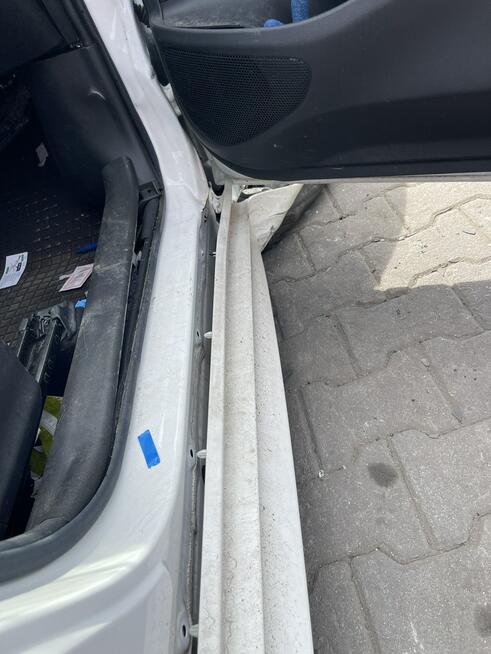 Toyota Yaris Salon PL Kamera Czujniki park. Gliwice - zdjęcie 9