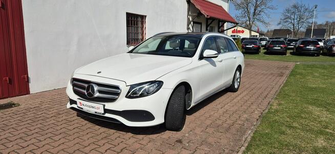 Mercedes E 220 4-MATIC-PNEUMATYKA-PANORAMA Paproć - zdjęcie 3