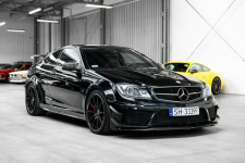 Mercedes C 63 AMG C63 AMG BLACK SERIES. Niski przebieg. Pakiet AERO. Węgrzce - zdjęcie 6