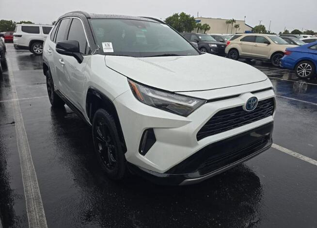 Toyota RAV-4 Bogata wersja wyposażenia / AWD / Hybryda Warszawa - zdjęcie 3