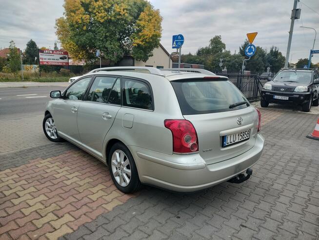 Toyota Avensis 2.0 D4D 126KM Klimatyzacja Łuków - zdjęcie 7